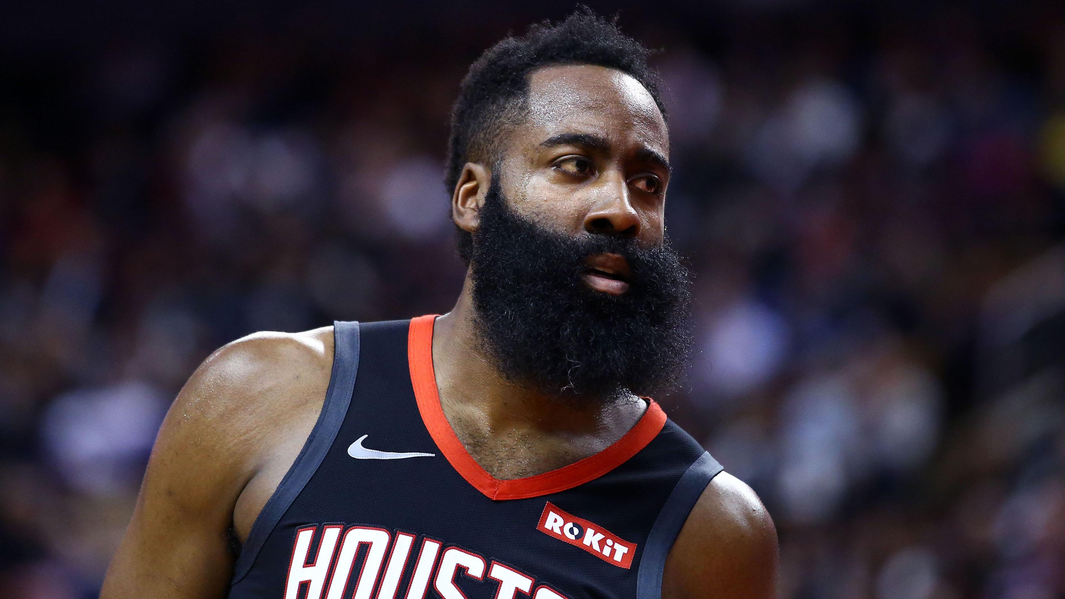 比利时11月世预赛大名单：库尔图瓦领衔，多库、特罗萨德在列（比利时公布11月世预赛名单：库尔图瓦压阵，多库、特罗萨德入选）