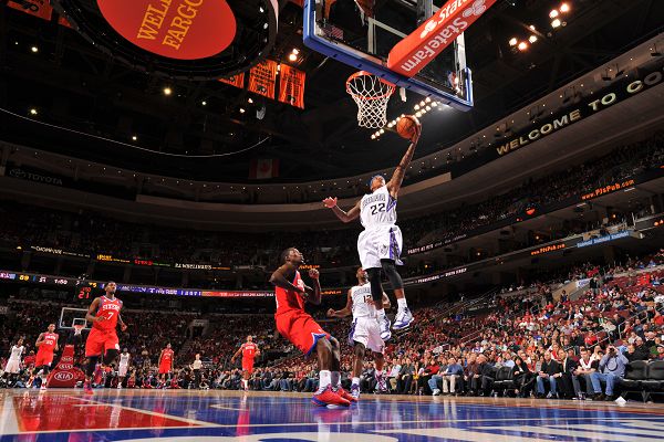 阿尔瓦罗·德尔·莫拉尔拯救了杯赛的程序（阿尔瓦罗·德尔·莫拉尔让杯赛重回正轨）