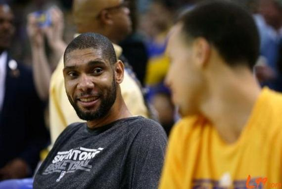 霍姆格伦：冲突已过专注当下，三分全中感恩团队（霍姆格伦：风波已过专注当下，三分全中感谢团队）