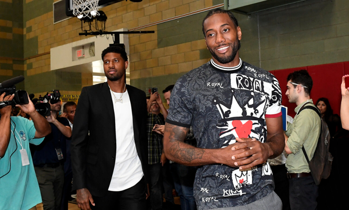 利物浦传奇人物认为萨拉赫在红军的生涯已经“结束了”，因为他“11个月的表现糟透了”。（利物浦名宿：萨拉赫红军生涯或已终结，近11个月表现低迷）