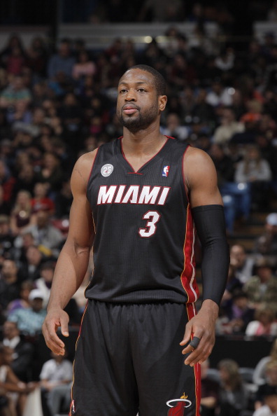 科莫利：很高兴尤文拥有斯帕莱蒂；意大利人非常热爱足球（科莫利：尤文拥有斯帕莱蒂令人欣喜，意大利人对足球充满热情）