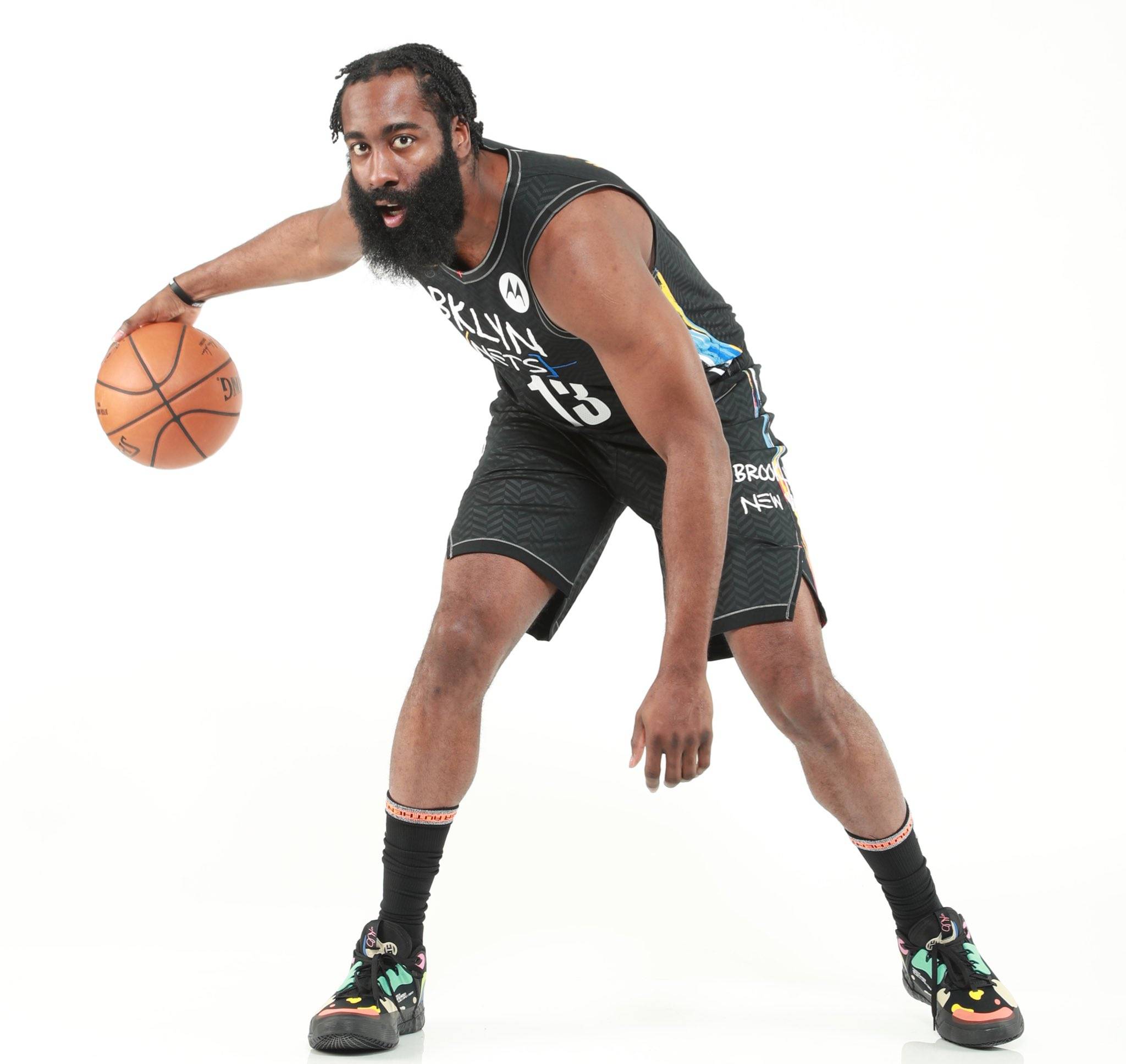 皇马近两个赛季欧冠联赛阶段已输5场，此前五个赛季小组赛共输5场（皇马近两季欧冠小组赛已输5场，过去五季合计也仅5败）