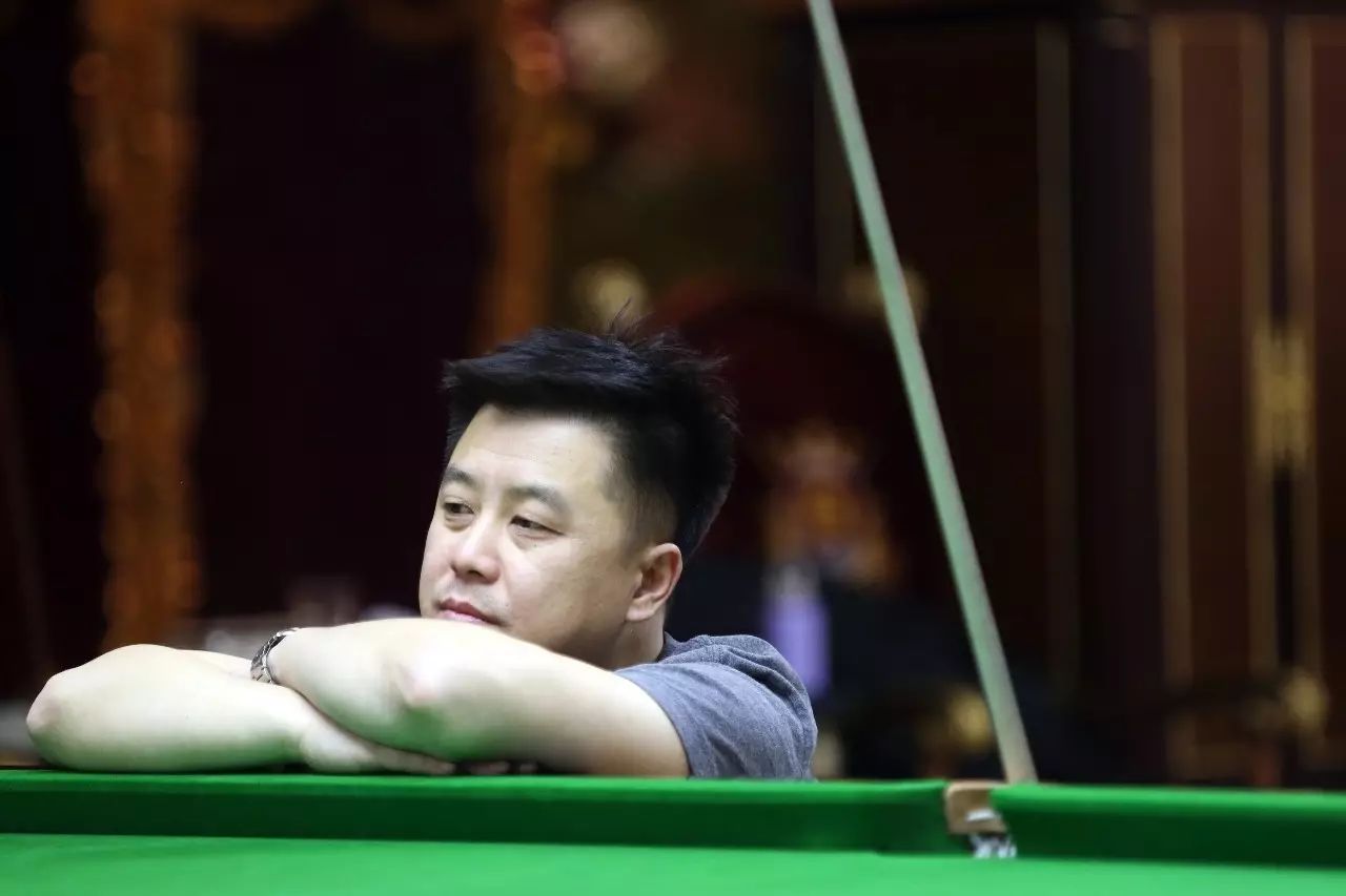 特別是在先 特別是在先